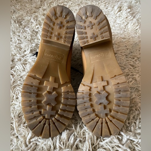 Zigi Soho Chunky heeled women’s boots that resemble “Timbs”, size 8 - Picture 13 of 13